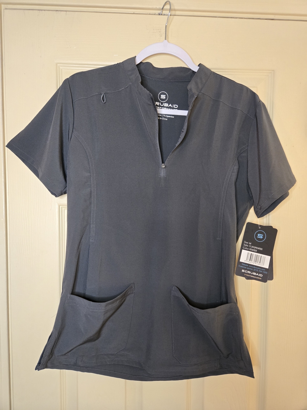 NWT Women's Short Sleeve Zip V-Neck Top in Charcoal